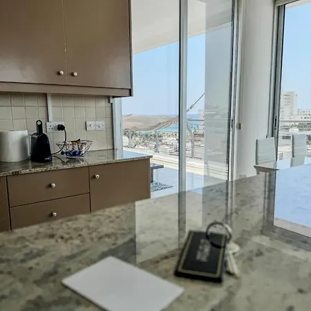 Stunning Sea & View - 3 Min Walk To Apartamento