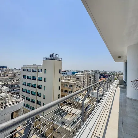 Stunning Sea & View - 3 Min Walk To *