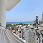 Apartment Stunning Sea & View - 3 Min Walk To