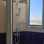Apartment Stunning Sea & View - 3 Min Walk To *