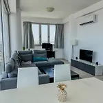 Stunning Sea & View - 3 Min Walk To Larnaca