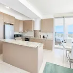 Stunning Sea & View - 3 Min Walk To