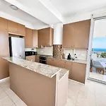 Stunning Sea & View - 3 Min Walk To Apartment Larnaca