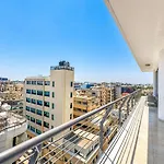 Stunning Sea & View - 3 Min Walk To Apartment Larnaca
