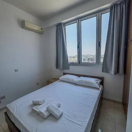 Stunning Sea & View - 3 Min Walk To *