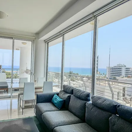 Stunning Sea & View - 3 Min Walk To