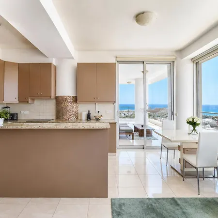 Top-rated Premium Sea View, Sunrise & Sunset 2-bdr In Tallest Building In - 3 Min Walk To Beach, By Blue Palm Living
