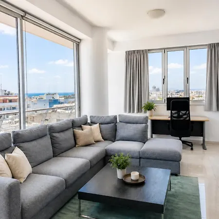 Top-rated Premium Sea View, Sunrise & Sunset 2-bdr In Tallest Building In - 3 Min Walk To Beach, By Blue Palm Living