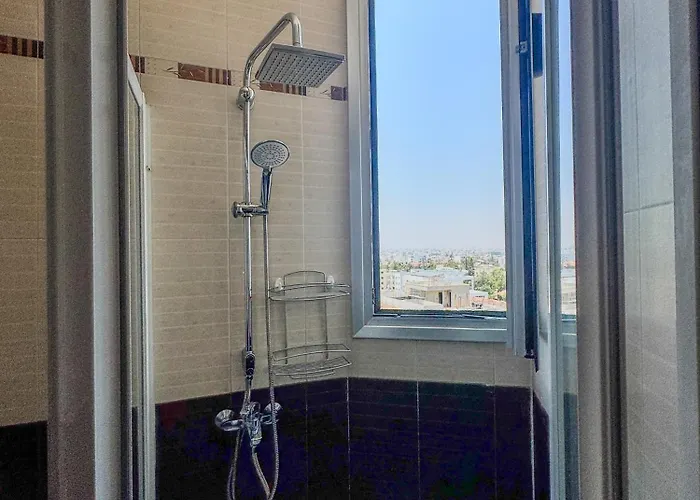 Stunning Sea & View - 3 Min Walk To アパート